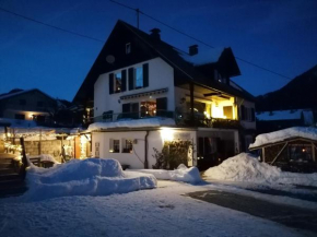 Studio Holunder Weissbriach